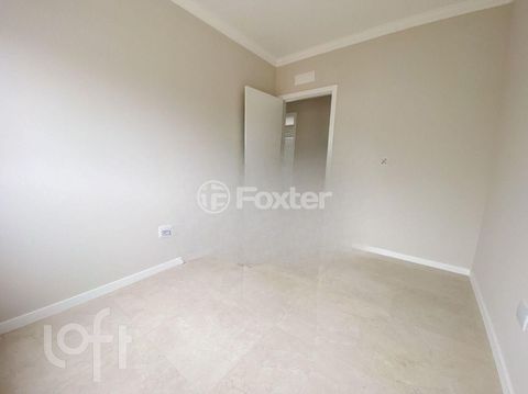 Image 7 - 898795