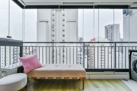 Image 17 - 898806