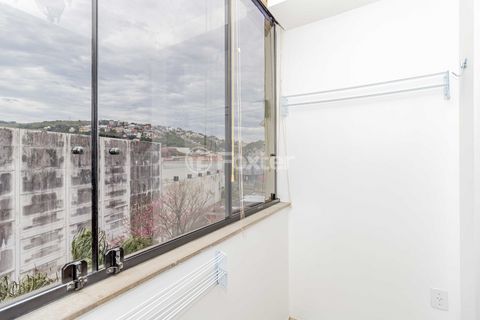 Image 3 - 898880