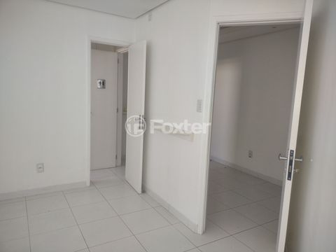 Image 3 - 898887