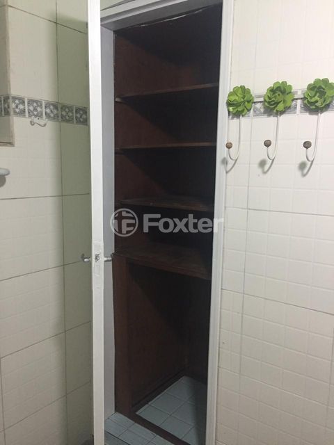 Image 7 - 898888