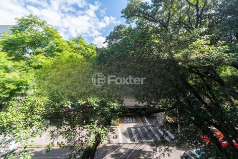 Image 14 - 898892
