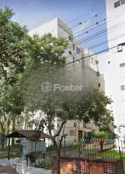 Image 3 - 898897