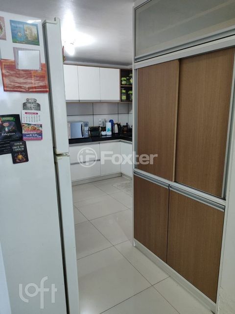 Image 7 - 898971