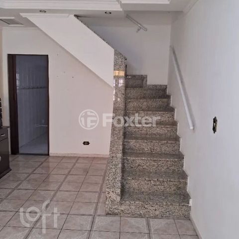 Image 2 - 898988