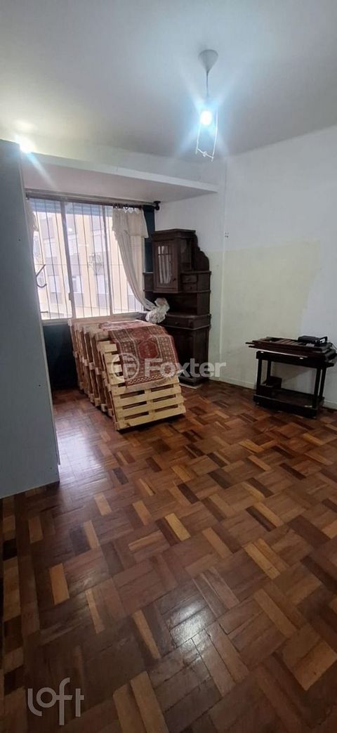 Image 8 - 898998