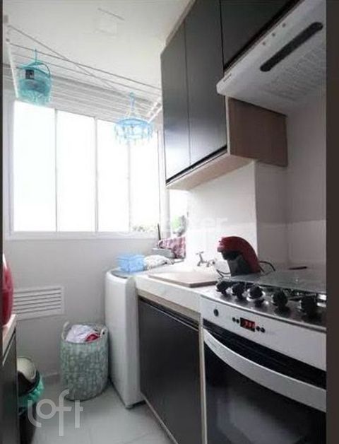 Image 5 - 899002