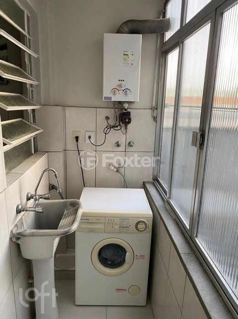 Image 1 - 899013
