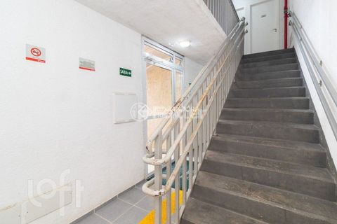 Image 18 - 899017
