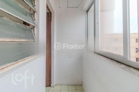 Image 7 - 899028