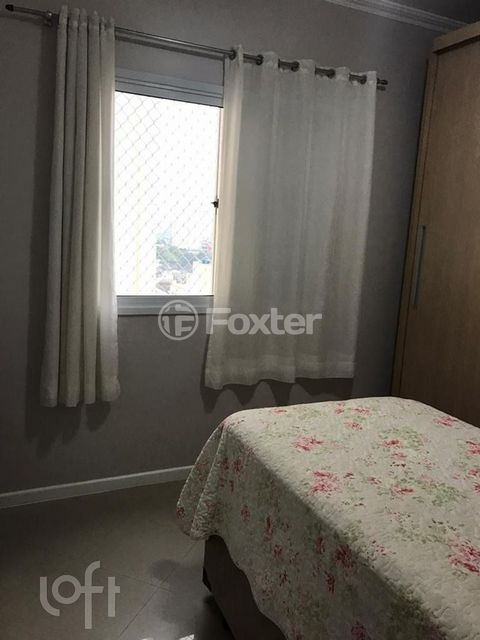 Image 8 - 899065