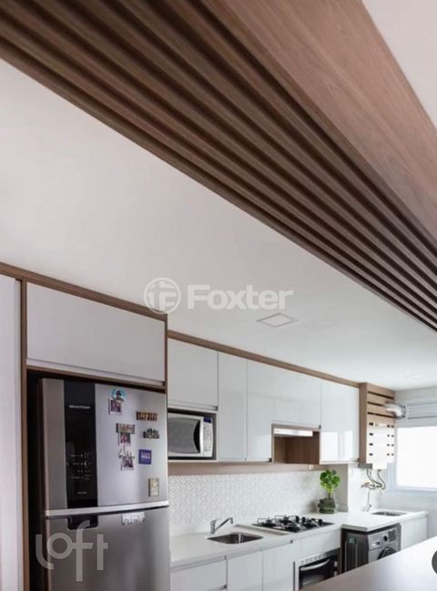 Image 11 - 899095