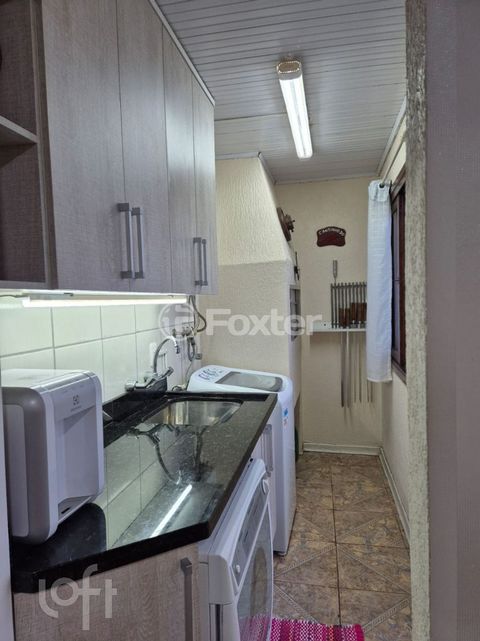 Image 6 - 899099
