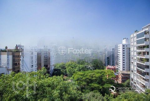 Image 6 - 899100