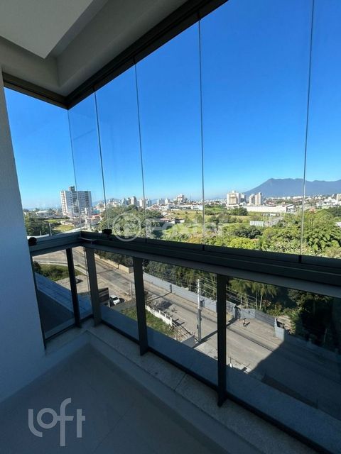 Image 0 - 899104