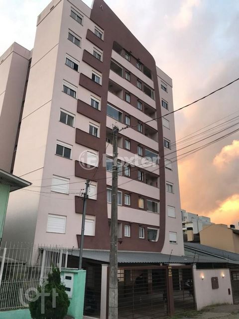 Image 7 - 899107