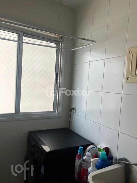 Image 7 - 899108