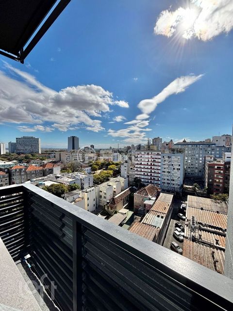 Image 7 - 899117