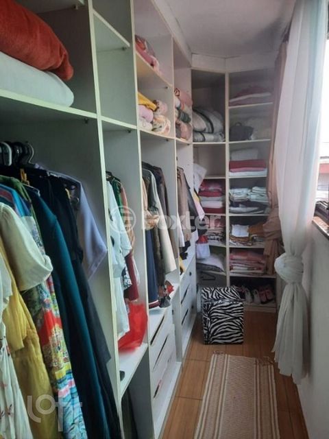 Image 13 - 899128