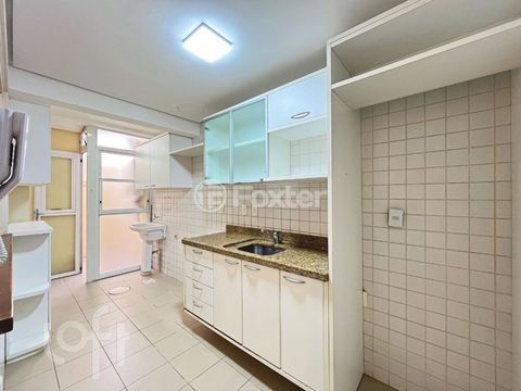 Image 1 - 899130