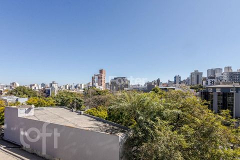 Image 17 - 899140
