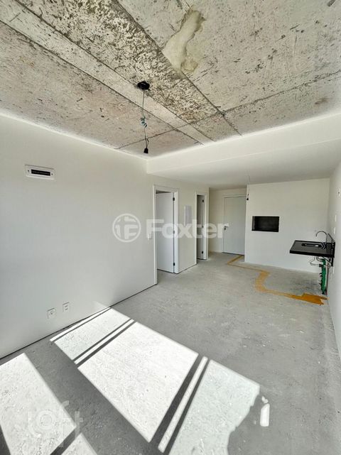 Image 2 - 899151