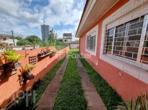Image 8 - 899202