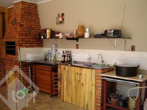 Image 3 - 899203