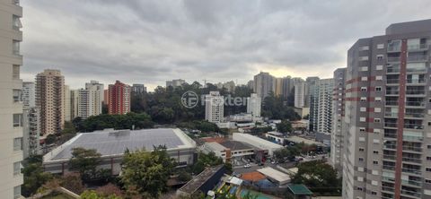 Image 3 - 899383