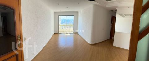 Image 8 - 899401