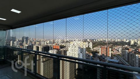 Image 12 - 899416