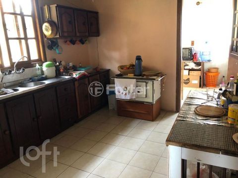 Image 8 - 899419