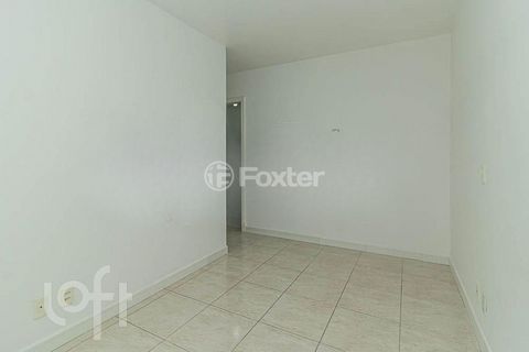 Image 7 - 899438