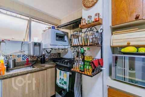 Image 9 - 899465