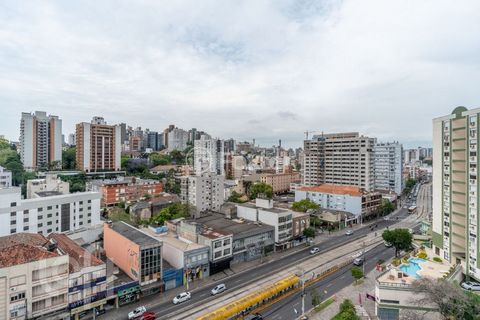Image 11 - 899469