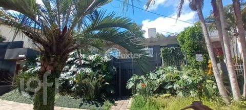 Image 8 - 899471