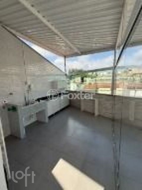 Image 11 - 899477