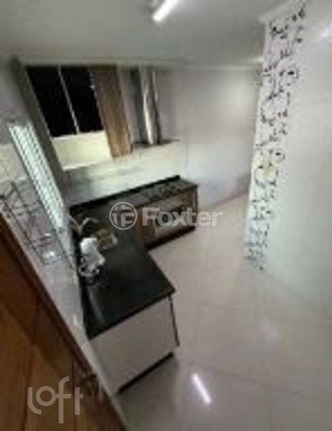 Image 1 - 899477