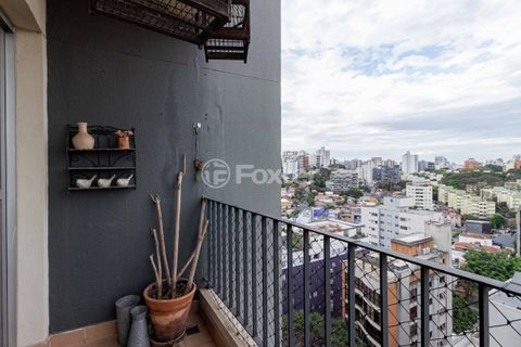 Image 2 - 899537