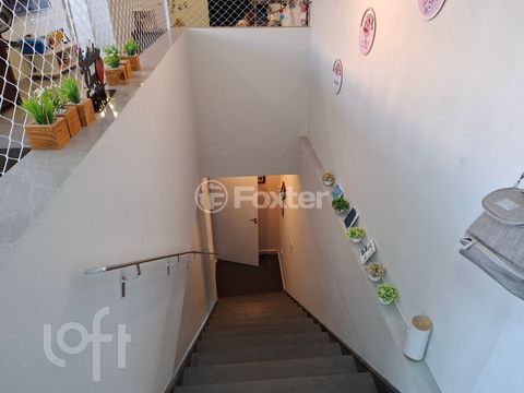 Image 4 - 899553