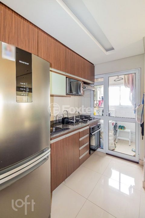 Image 7 - 899557