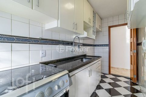 Image 7 - 899595