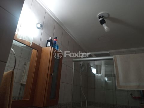 Image 7 - 899605