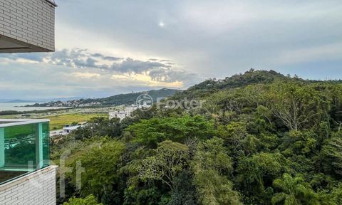 Image 1 - 899615