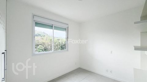 Image 8 - 899615