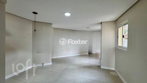 Image 7 - 899641
