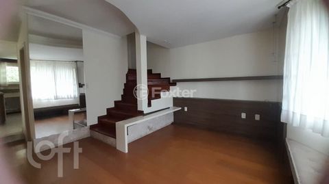 Image 7 - 899656