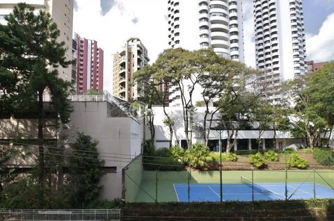 Image 8 - 899732