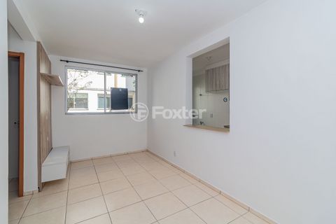 Image 3 - 899737