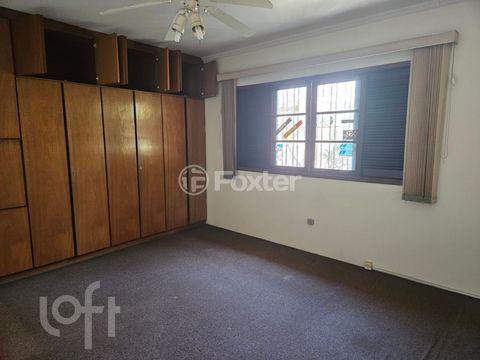 Image 7 - 899768